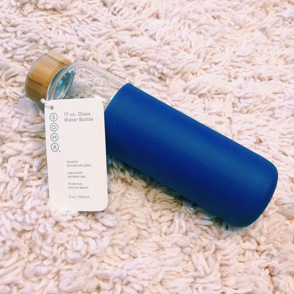 Soma Other - NWT Soma 17 Oz Glass Water Bottle in Sapphire Blue